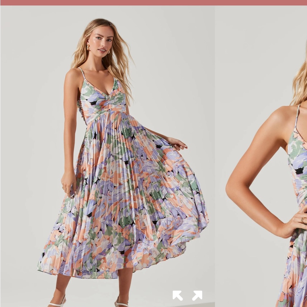 Astr Blythe Floral Plisse Midi Dress